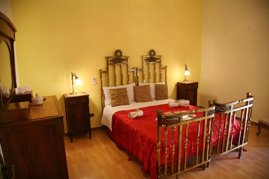 Double Room,409426629:JPEG